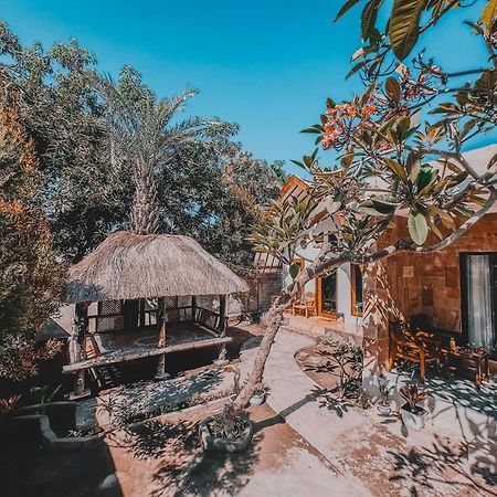 Happy Village Gili Islands Exterior photo